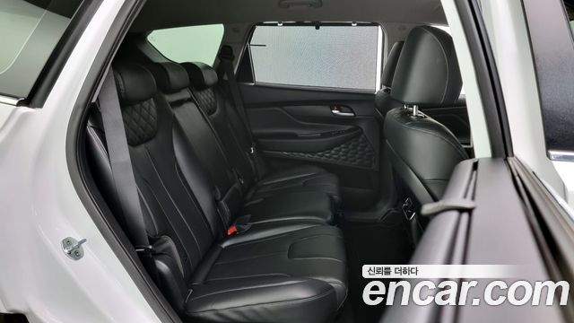 Hyundai Santafe 2021 — photo 12