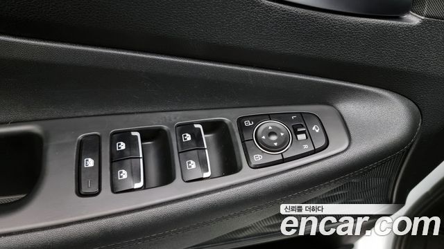 Hyundai Santafe 2021 — photo 18