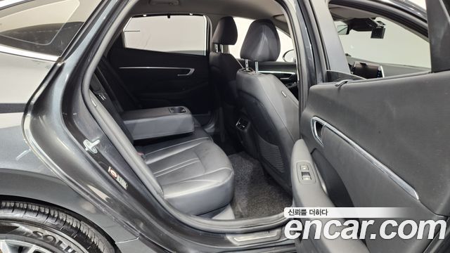 Hyundai Sonata 2020 — photo 12