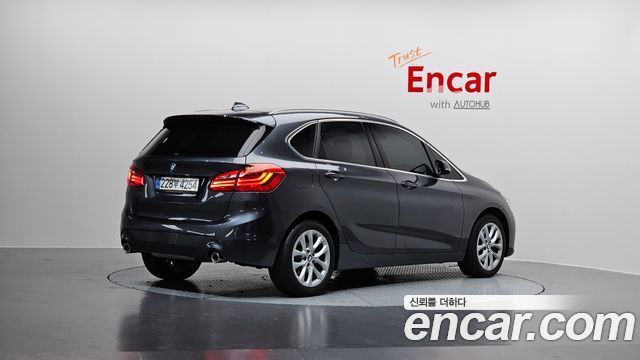 BMW 2-Series 2021 — photo 2