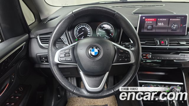 BMW 2-Series 2021 — photo 13