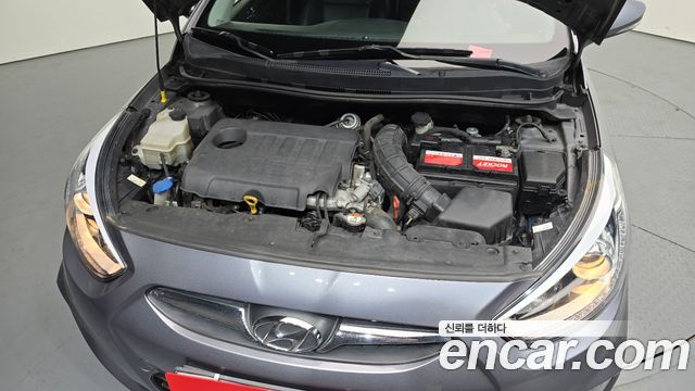 Hyundai Accent 2014 — photo 6