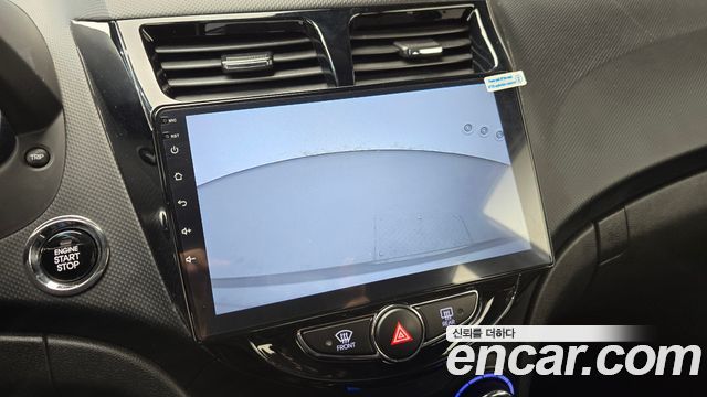 Hyundai Accent 2014 — photo 17