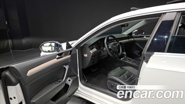 Volkswagen Arteon 2019 — photo 10