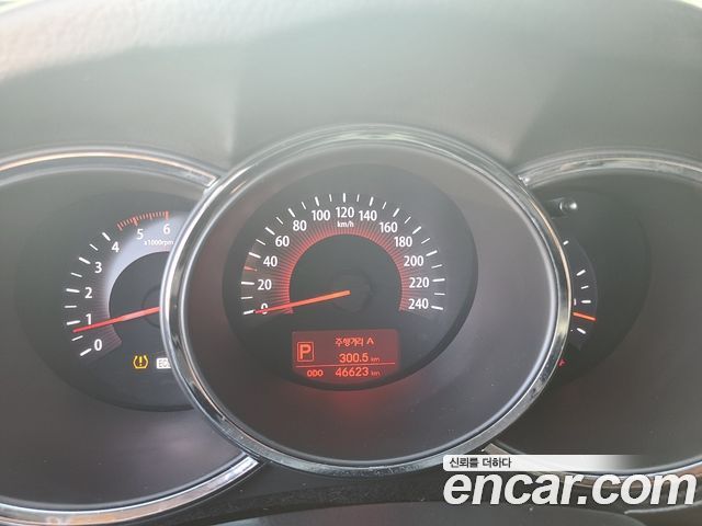 Kia Sorento 2010 — photo 8