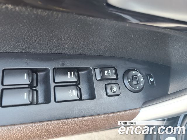 Kia Sorento 2010 — photo 12