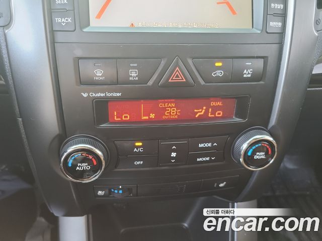 Kia Sorento 2010 — photo 14