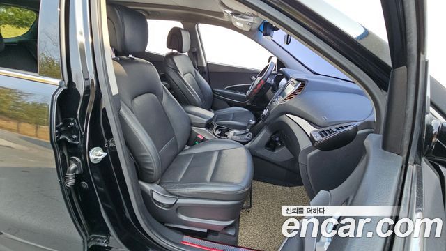 Hyundai Santafe 2014 — photo 11