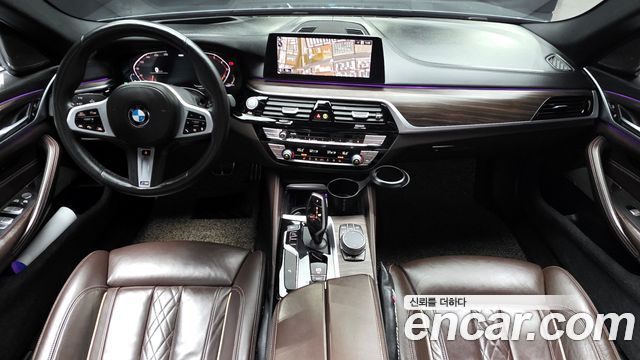 BMW 5-Series 2020 — photo 7