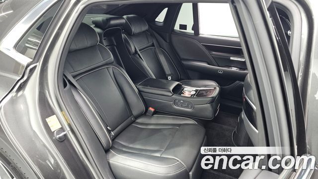 Genesis G90 2022 — photo 12