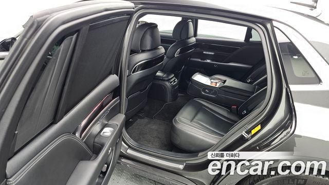 Genesis G90 2022 — photo 13