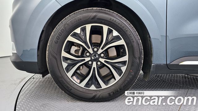 Kia Canival 2021 — photo 5