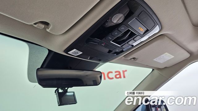 Kia Canival 2021 — photo 18