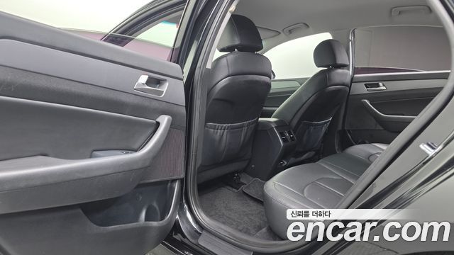 Hyundai Sonata 2018 — photo 17