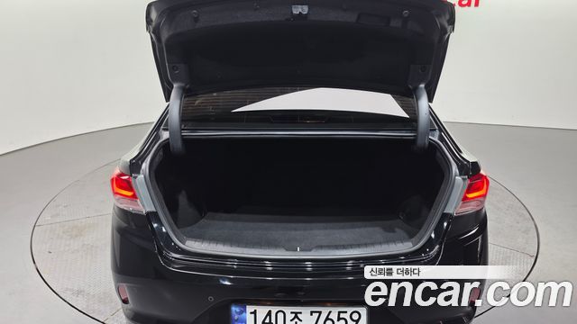 Hyundai Sonata 2018 — photo 20