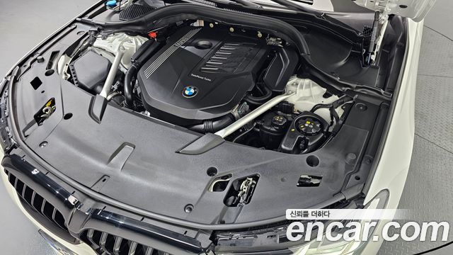 BMW Gran Turismo 2023 — photo 6