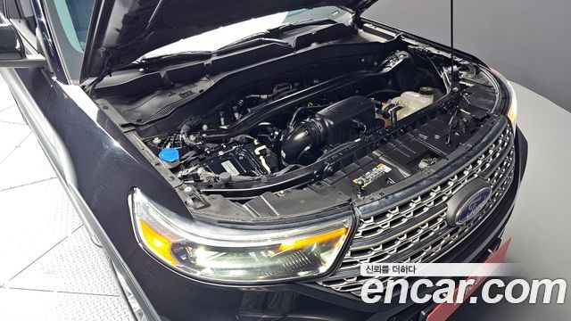 Ford Explorer 2022 — photo 6