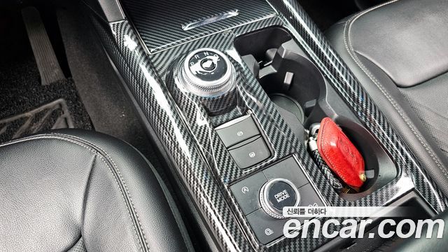 Ford Explorer 2022 — photo 9