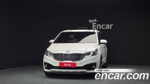 Kia Canival 2017 — photo 3