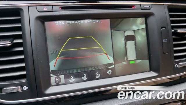 Kia Canival 2017 — photo 15