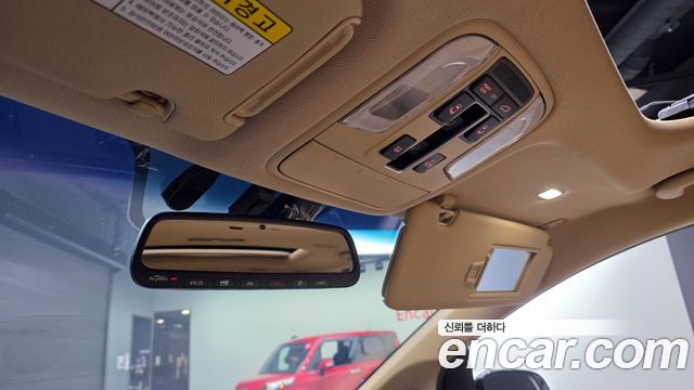 Kia Canival 2017 — photo 17