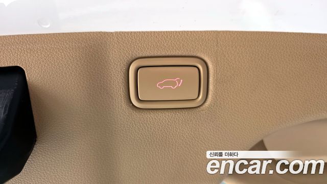Kia Canival 2017 — photo 20