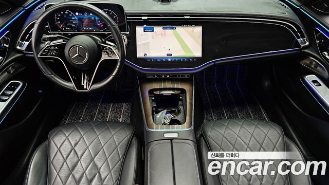 Mercedes-Benz E-Class 2024 — photo 7
