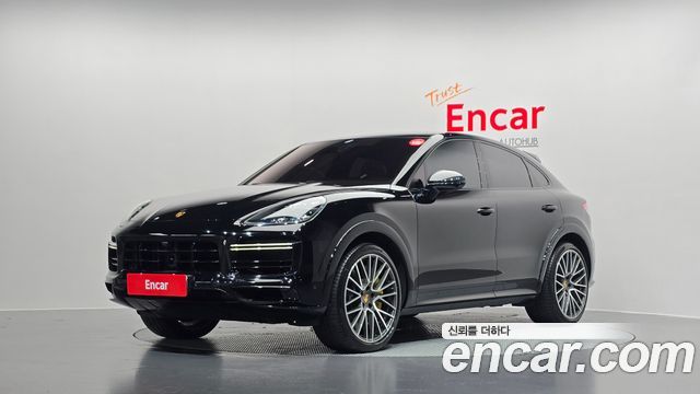 Porsche Cayenne 2023 — photo 1