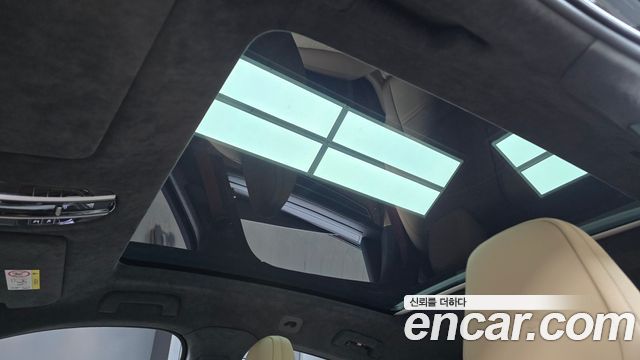Porsche Cayenne 2023 — photo 18