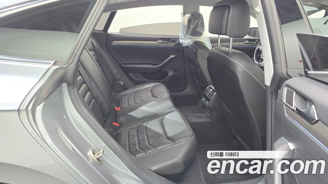 Volkswagen Arteon 2018 — photo 12