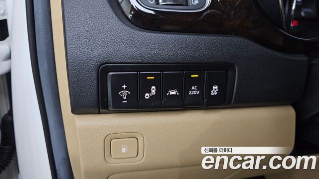 Kia Canival 2019 — photo 16
