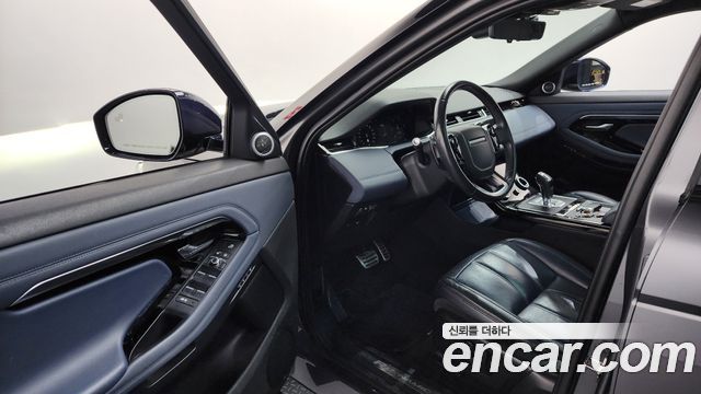 Land Rover Range Rover Evoque 2020 — photo 10