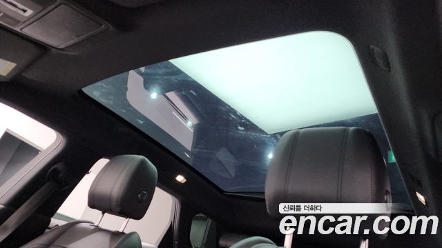 Land Rover Range Rover Evoque 2020 — photo 18