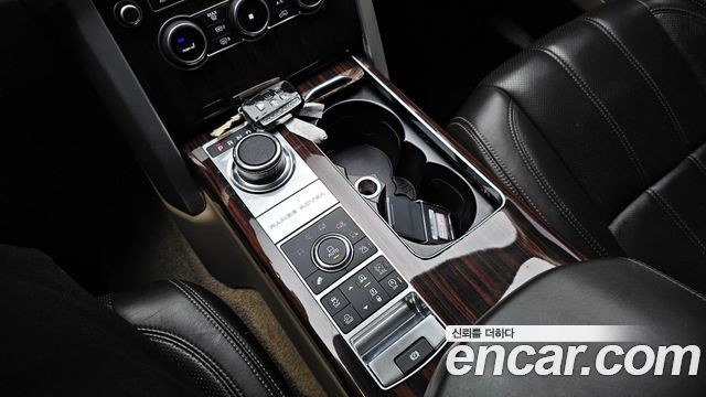 Land Rover Range Rover 2016 — photo 9