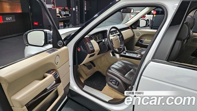 Land Rover Range Rover 2016 — photo 11