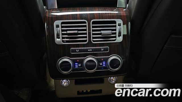 Land Rover Range Rover 2016 — photo 17