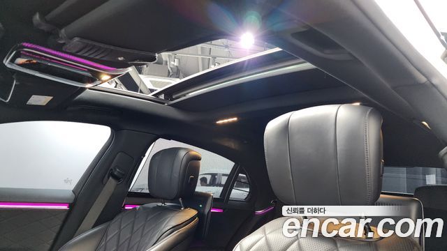 Mercedes-Benz S-Class 2022 — photo 19