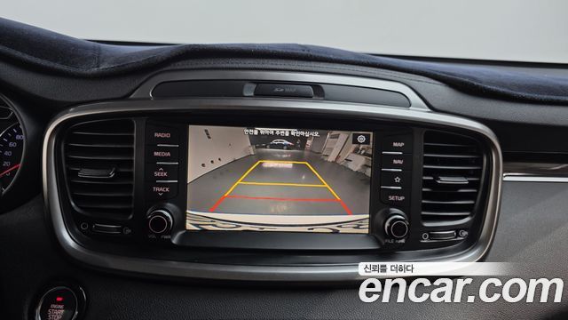 Kia Sorento 2019 — photo 14