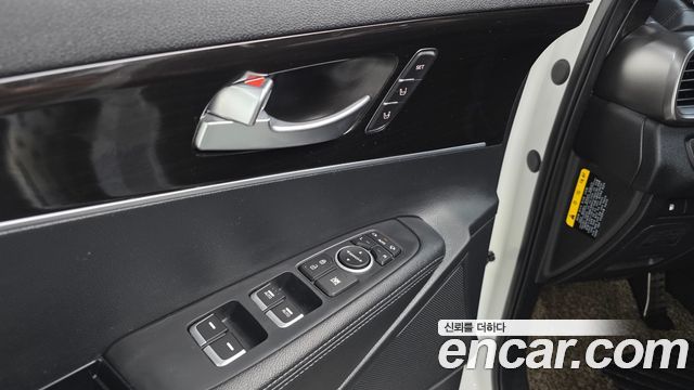Kia Sorento 2019 — photo 16