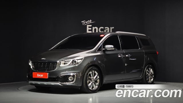 Kia Canival 2018 — photo 1