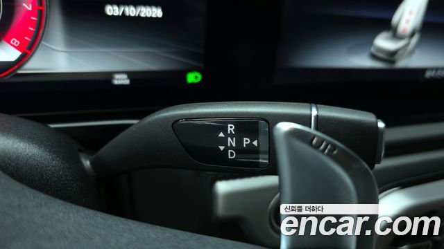 Mercedes-Benz G-Class 2021 — photo 9