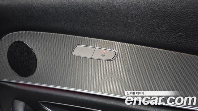 Mercedes-Benz E-Class 2017 — photo 17