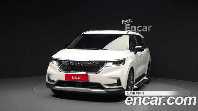 Kia Canival 2022 — photo 3