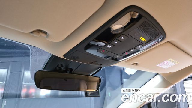 Kia Canival 2022 — photo 17