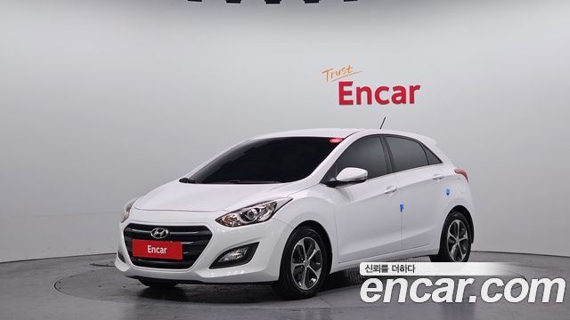 Hyundai i30 2015 — photo 1