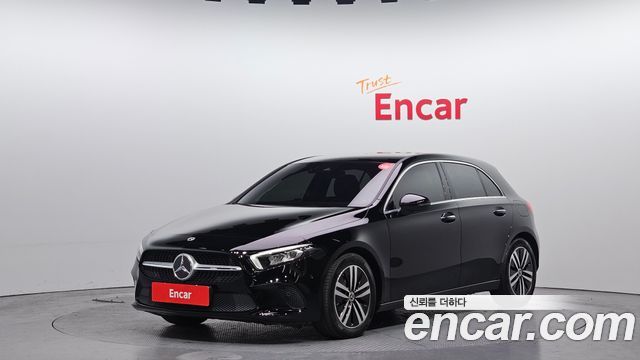 Mercedes-Benz A-Class 2022 — photo 1