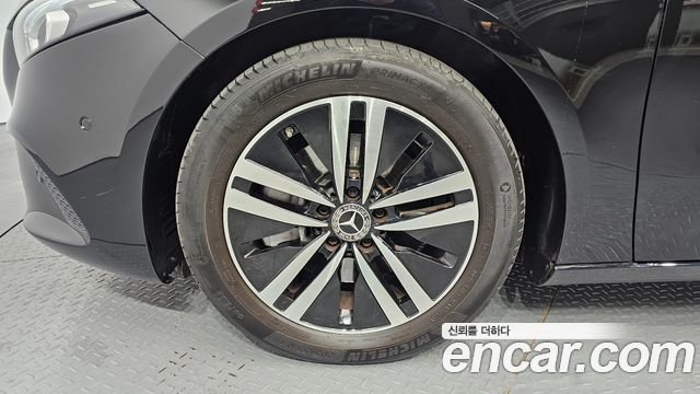 Mercedes-Benz A-Class 2022 — photo 5