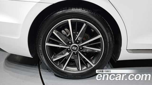 Hyundai Grandeur 2023 — photo 5