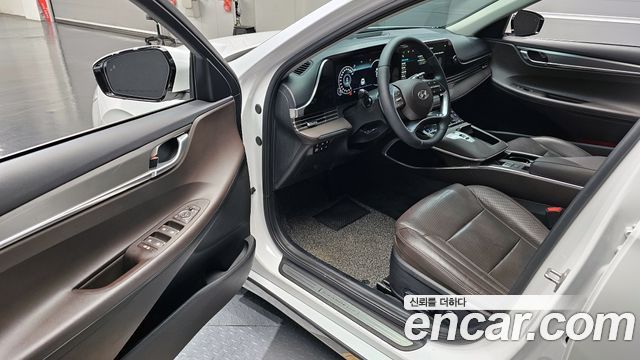 Hyundai Grandeur 2023 — photo 10