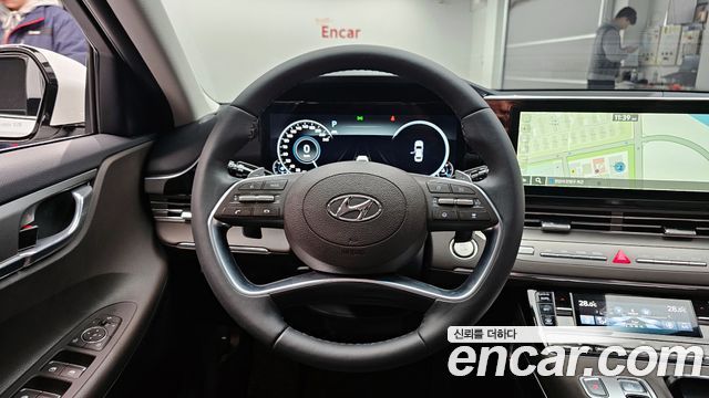 Hyundai Grandeur 2023 — photo 13